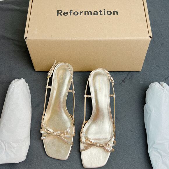 NEW! Reformation sally bow heels Size 7 - Picture 1 of 8